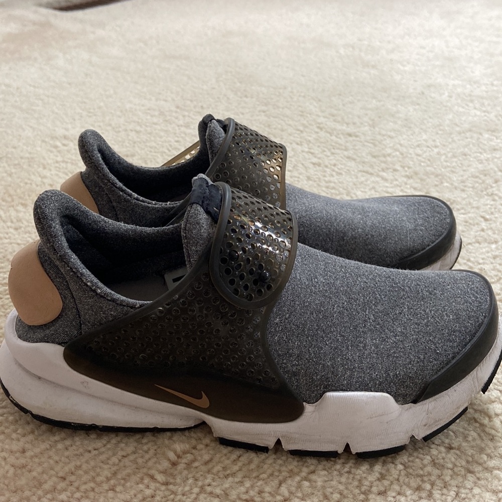 Wmns Sock Dart SE 'Vachetta Tan'